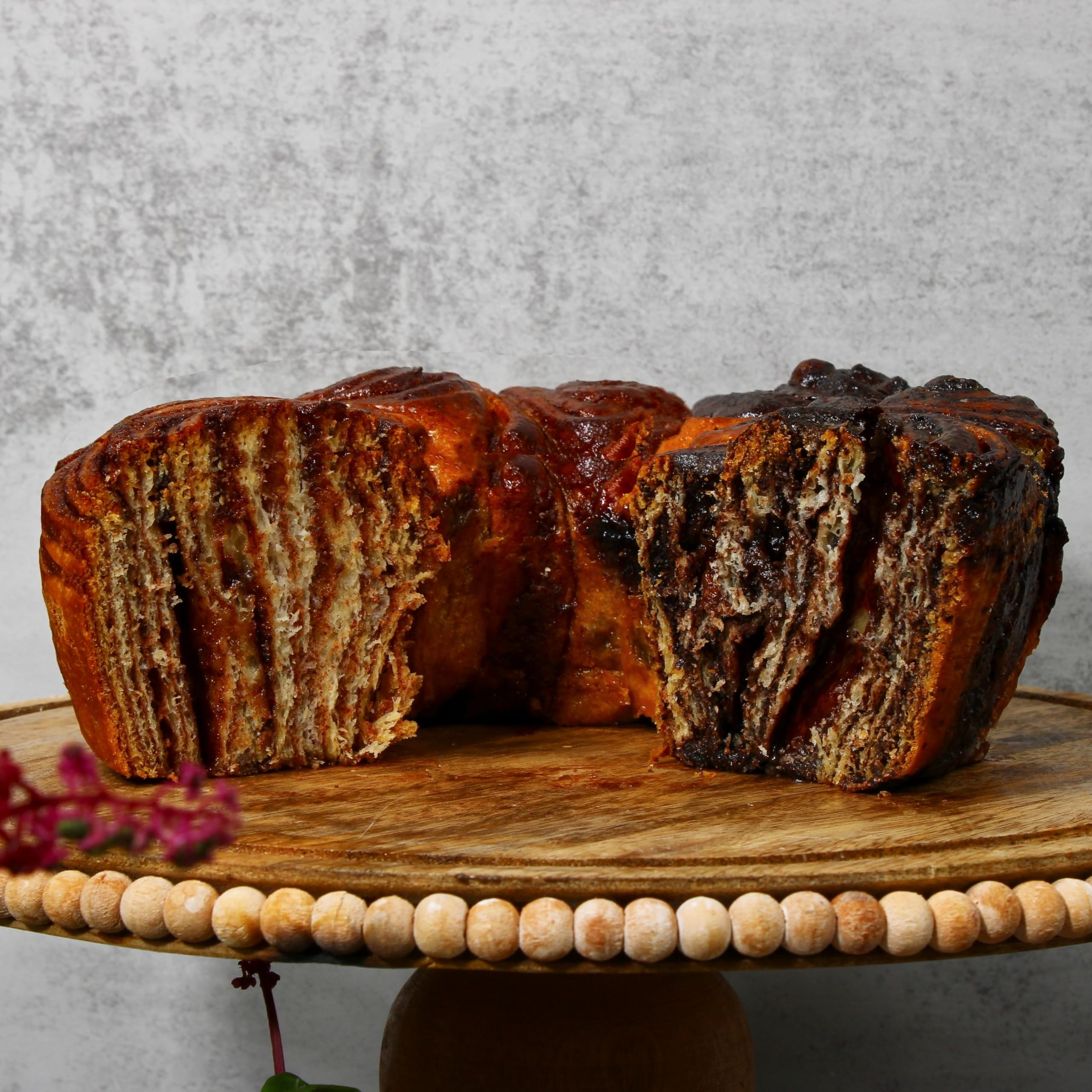 Chocolate N’ Cinnamon Babka Cake | 32 Oz Babka Bread | Valentines Gift Basket | Christmas, Valentines or Thanksgiving | Gift Idea for Men, Women, Colleagues & Friends