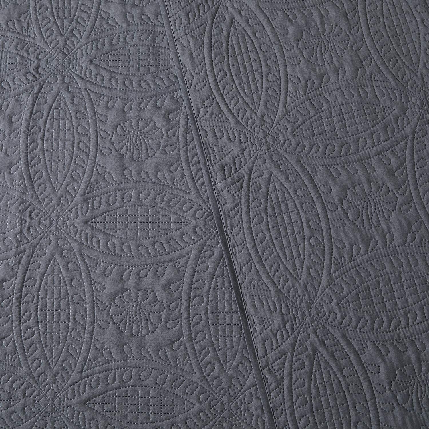 Mellanni Bedspread Coverlet Set Charcoal - Comforter Bedding Cover - Oversized 3-Piece Quilt Set (King/Cal King, Gray, 4-Pack)