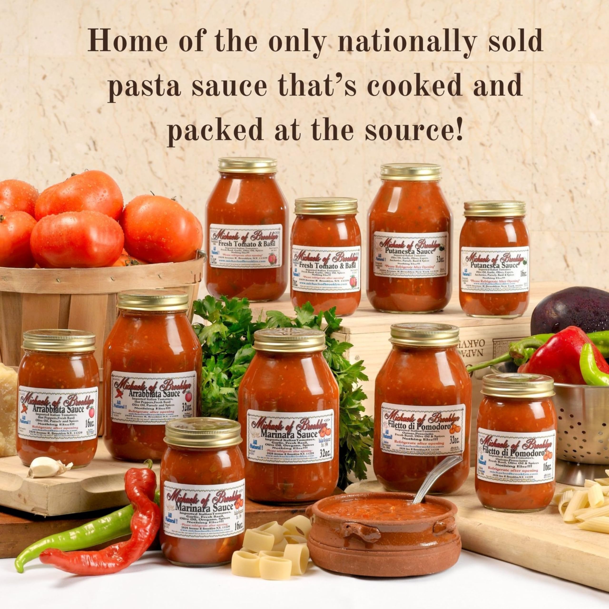 MICHAEL'S OF BROOKLYN Homestyle Gravy Tomato Sauce - Non-GMO, Gluten Free, Made with Fresh Tomatoes, Fresh Basil, Garlic Onions, Olive Oil & Fresh Parsley Pasta Sauce - 32 oz Jar