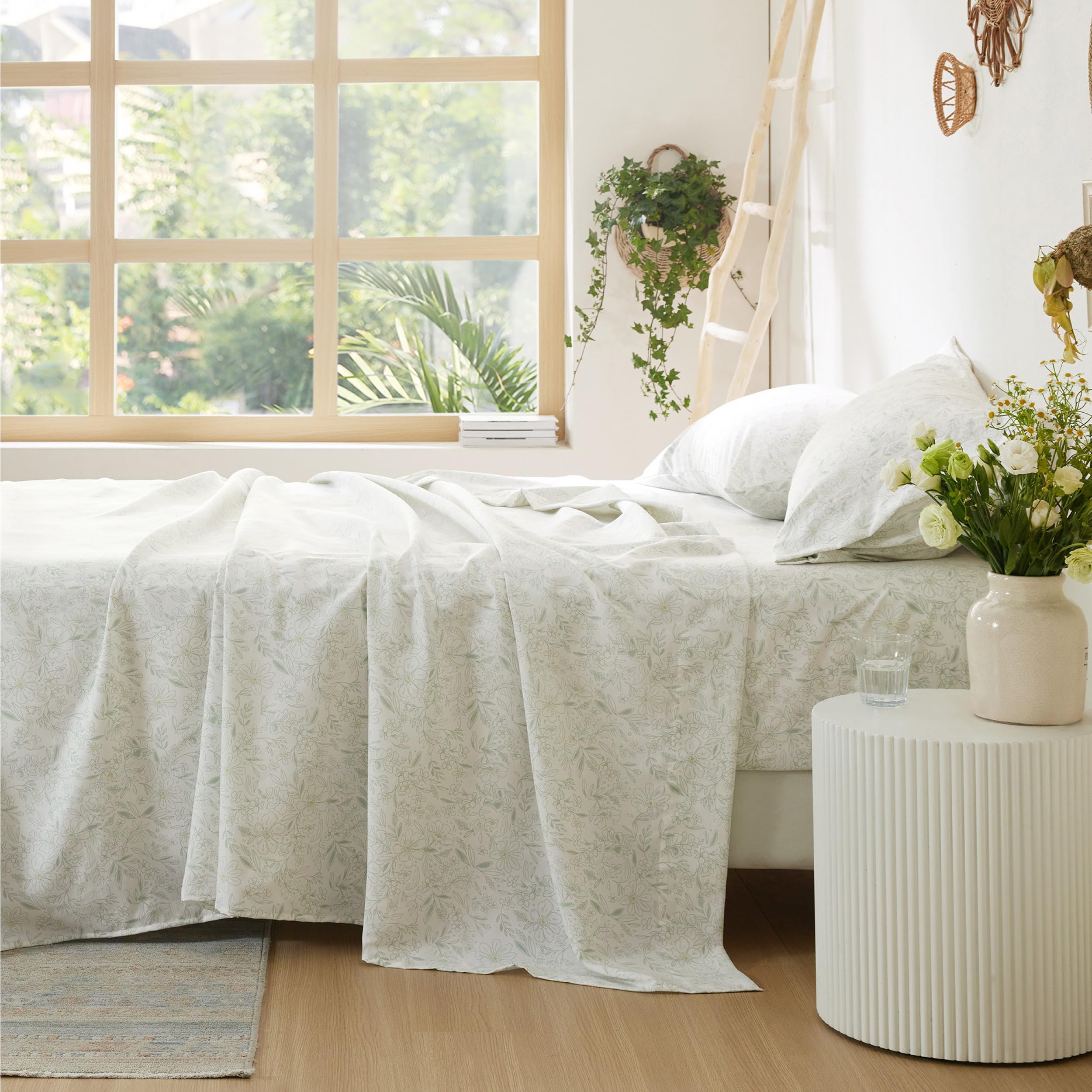 Bedsure Floral Queen Size Sheets - Extra Soft Comfy Flowers Printed Bed Sheets Set, Smooth Breathable Hotel Cute Bedding Sheets, Easy Care Bed Set