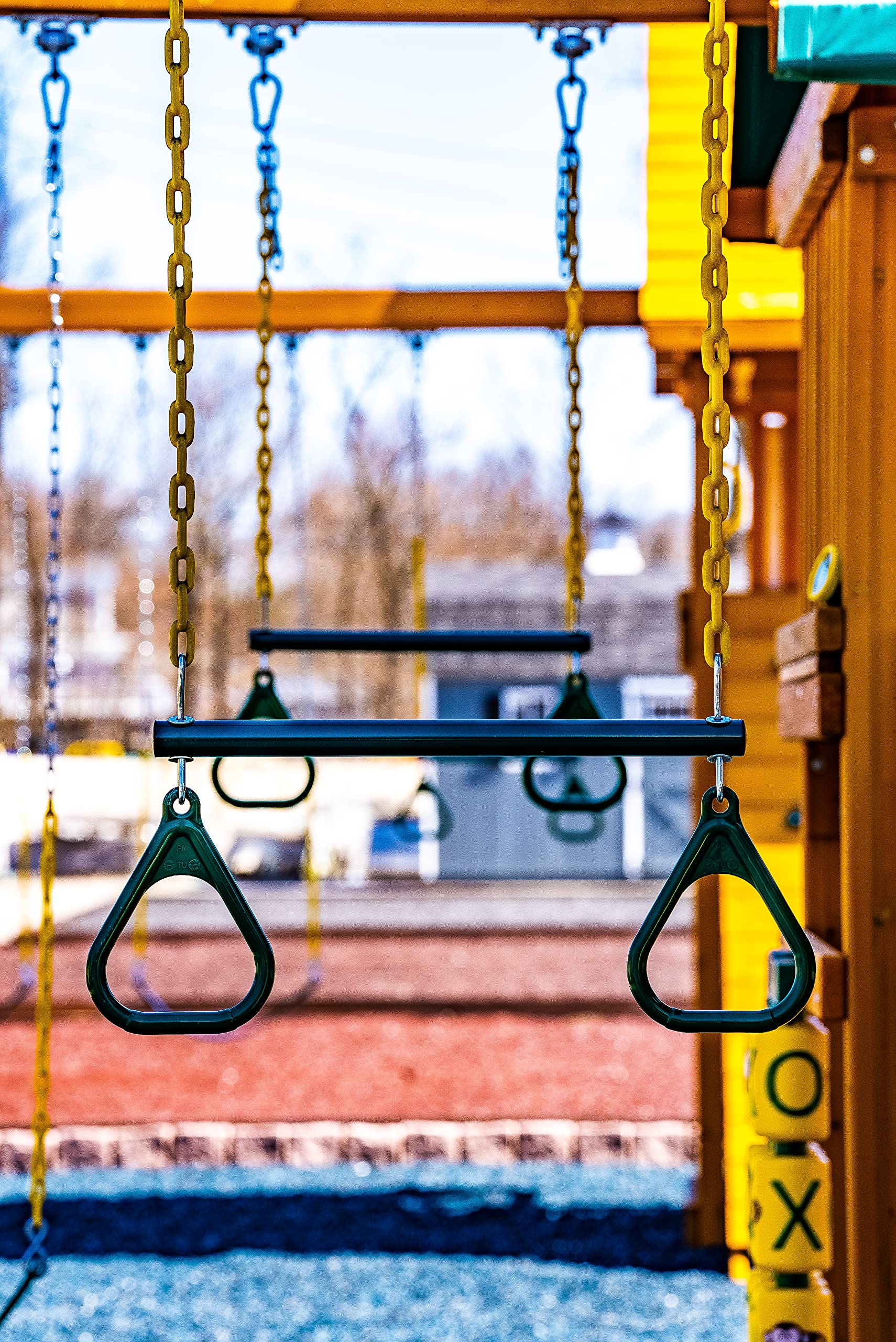 Eastern Jungle Gym Heavy-Duty Ring Trapeze Bar Combo Swing ,Large 20" Trapeze Bar with Coated Swing Chains 43" Long