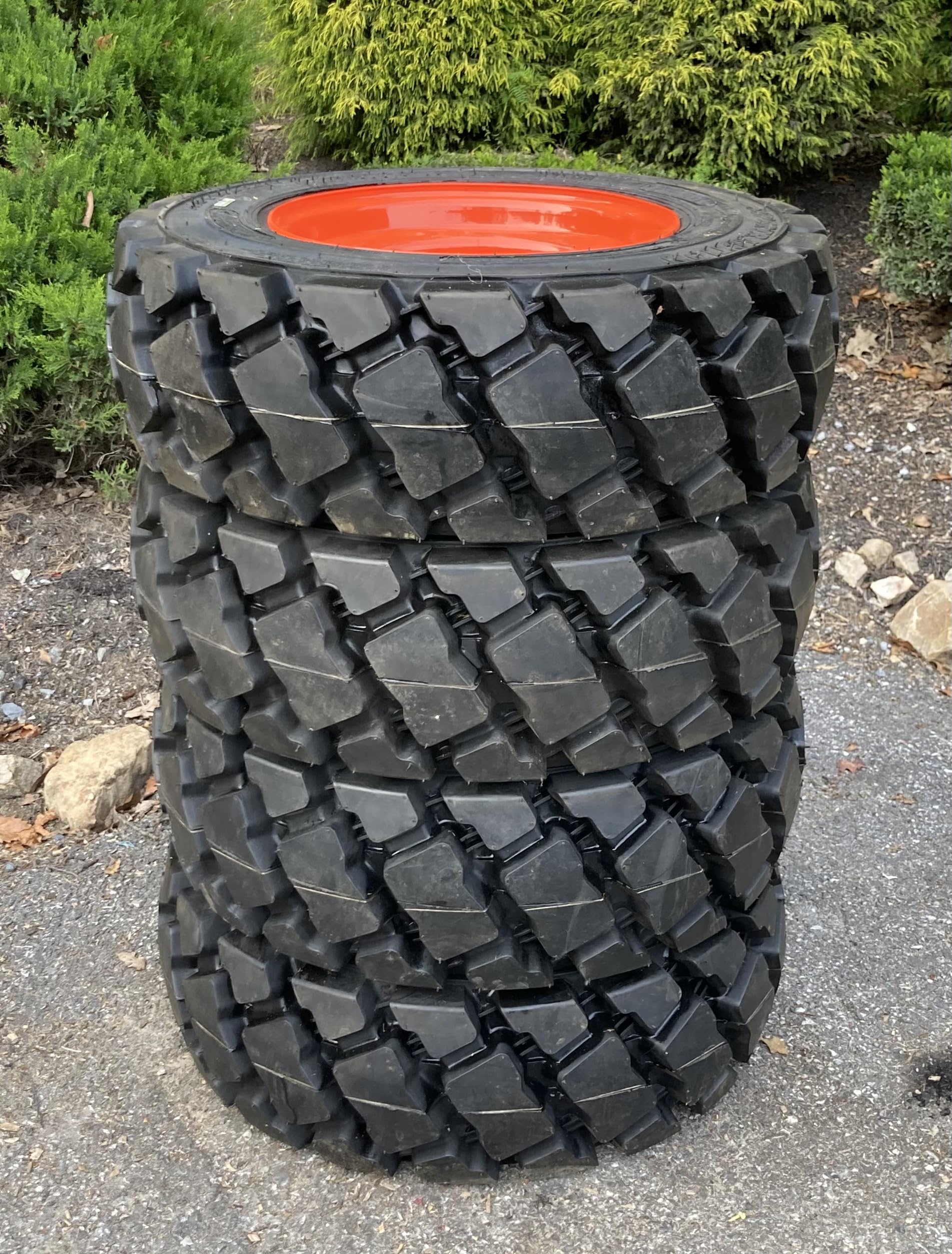 Set of 4-Heavy Duty 10-16.5 Forerunner SKS-7 Skid Steer Tires on Wheels/Rims (8 lug) for Bobcat -12PLY-10X16.5 -Heavy duty non-directional tread pattern designed for extreme surfaces