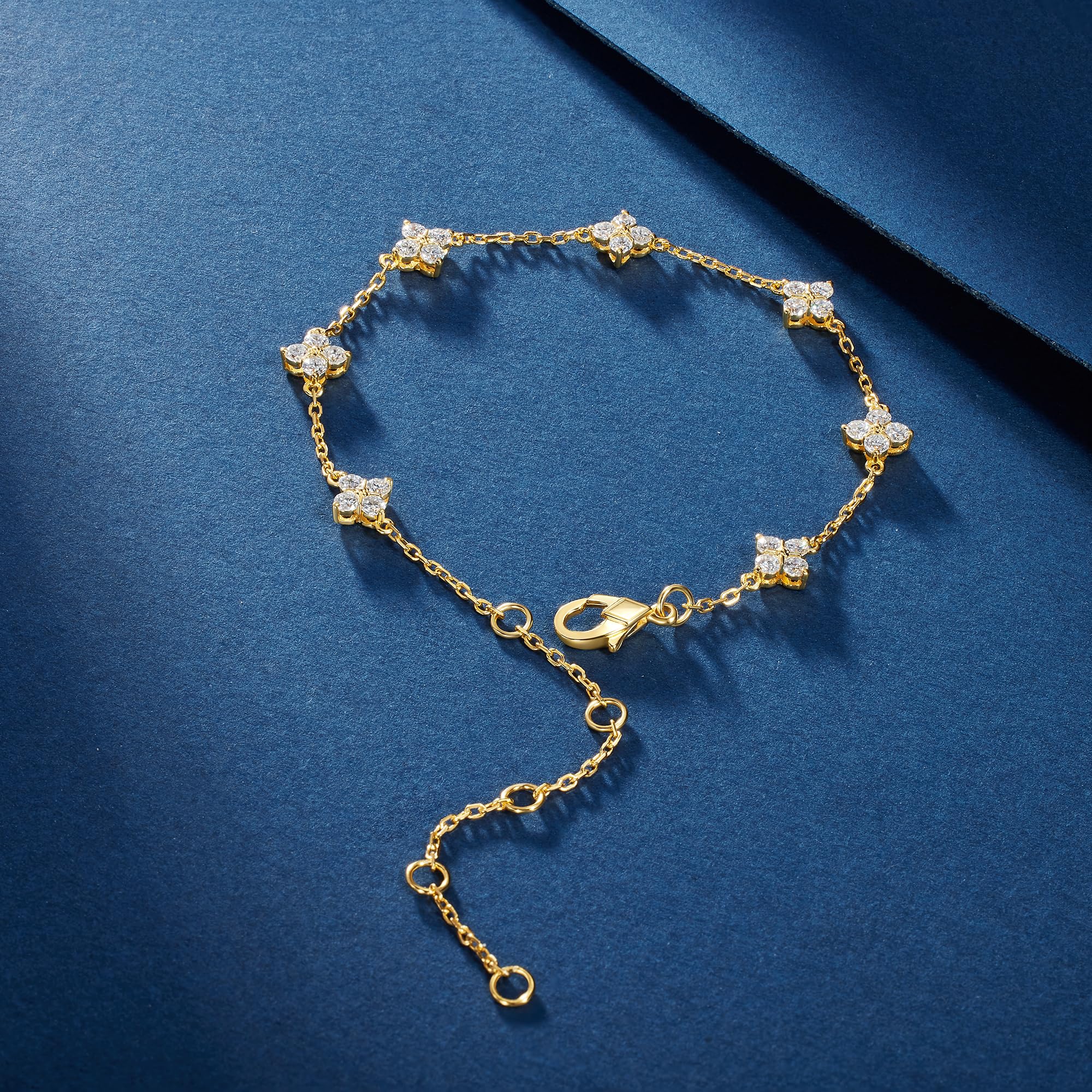 Lab Grown Diamond Bracelets for Women, 1.4 CT 18K White/Yellow Gold Over 925 Sterling Silver Four Leaf Clover Bracelet, D Color VS1 Clarity Diamond Adjustable Bracelets for Birthday Valentines Gifts