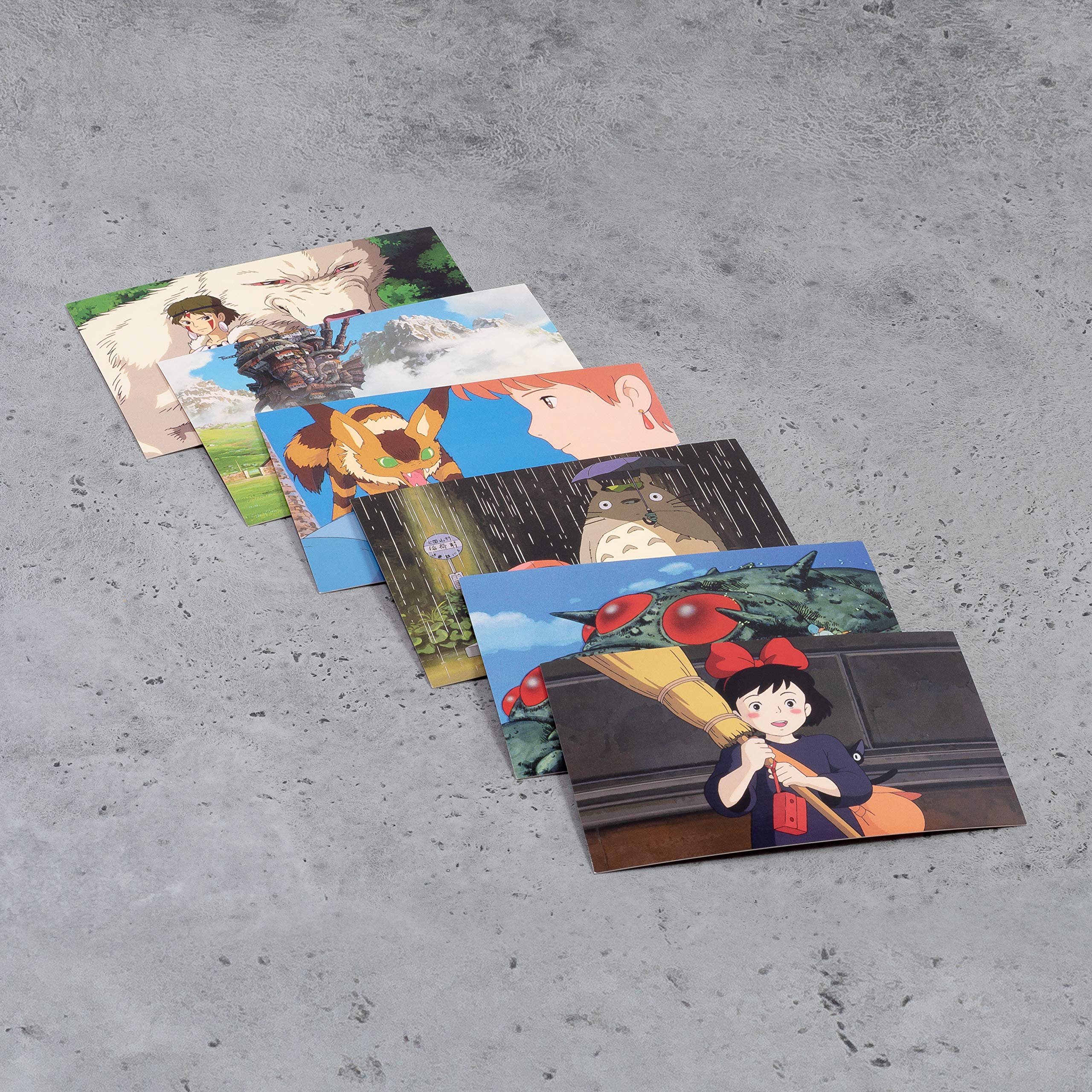 Studio Ghibli: 100 Collectible Postcards: Final Frames from the Feature Films (1984-2014)