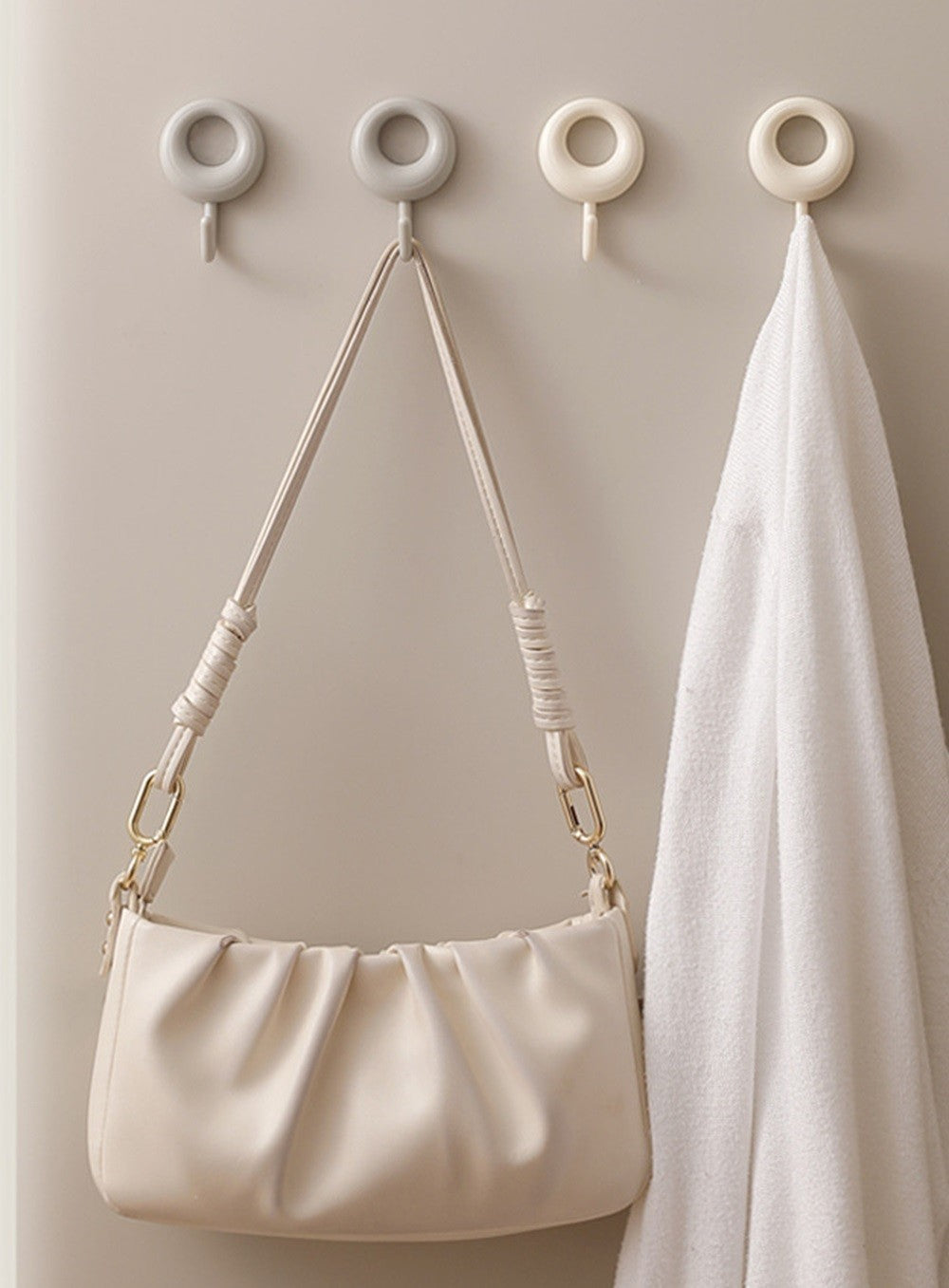 4-Pack Heavy-Duty Self-Adhesive Wall Hooks – Waterproof Towel & Coat Hangers