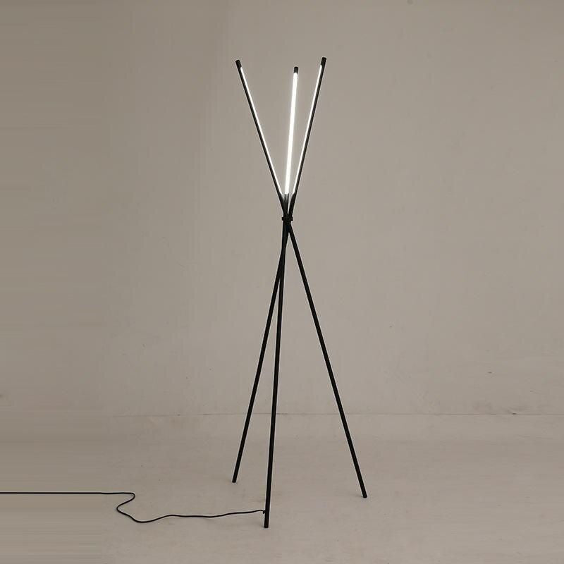 Modern Nordic LED Floor Lamp – Minimalist Aluminum 3-Prong Design for Elegant Home Lighting