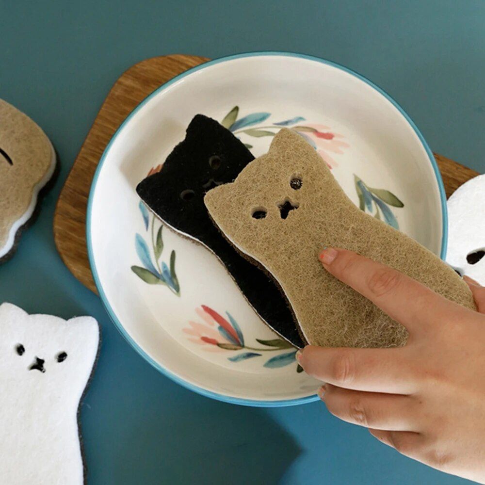 Adorable Cat-Shaped 4-Piece Sponge Set