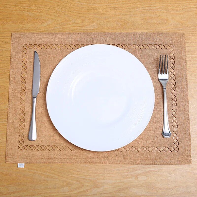 Elegant Hollow Edge Placemats Set - Polyester, Washable, 13x18 Inch - Set of 4