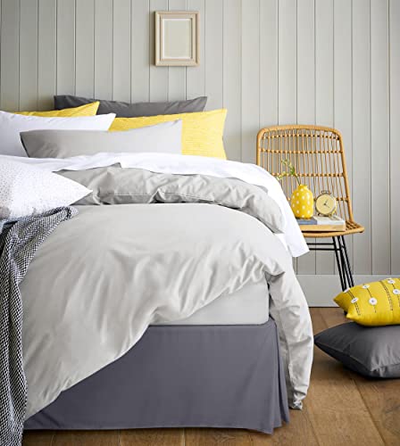 Utopia Bedding Queen Bed Skirt - Soft Quadruple Pleated Ruffle - Easy Fit with 16 Inch Tailored Drop - Hotel Quality, Shrinkage and Fade Resistant (Queen, Teal)