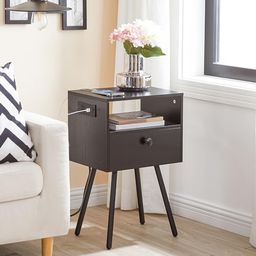 HOOBRO Nightstand with Charging Station, End Table with USB Ports and Outlet, Side Table for Tight Spaces, Solid and Stable, for Office, Bedroom, Study, White and Gold DW88UBZ01