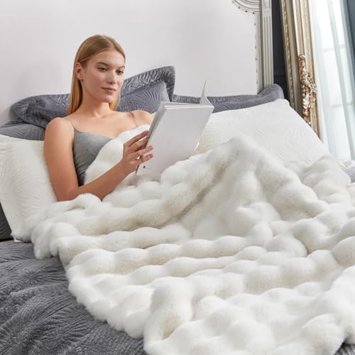 Cozy Bliss Faux Fur Throw Blanket for Couch, Fuzzy Soft Plush Thick Bubble Blanket for Sofa Bedroom Living Room, 50 * 60 Inches Cream White