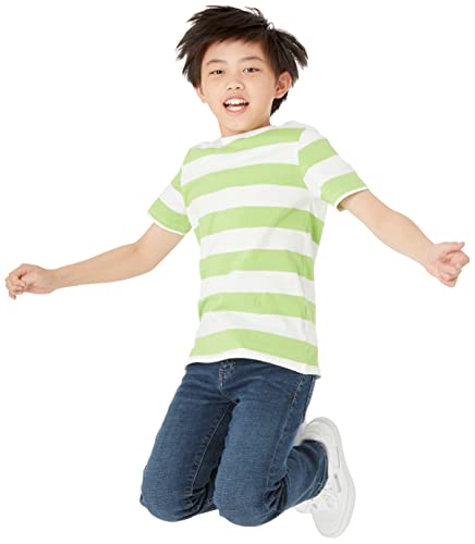 Amazon Essentials Boys' Regular Straight-Fit Jeans, Medium Wash, 8 Plus
