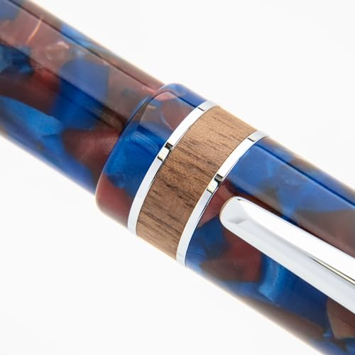 Monteverde Avenue of the Baobabs Fountain Pen (beige swirl) - M