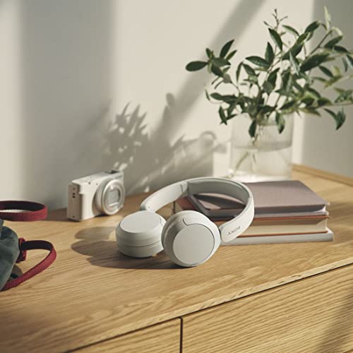 Sony WH-CH520 Best Wireless Bluetooth On-Ear Headphones with Microphone for Calls and Voice Control, Up to 50 Hours Battery Life with Quick Charge Function, Includes USB-C Charging Cable - White