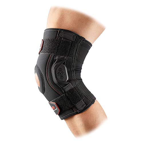 McDavid Knee Brace, Maximum Support with Polycentric Hinges & Cross Straps, Comfortable Compression & Extra Stability, Black, S