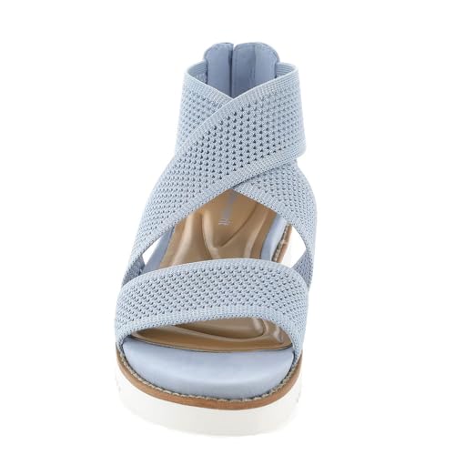 Easy Spirit Women's Wander2 Flat Sandal, Silver, 8.5
