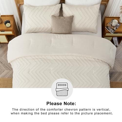 Andency Purple Comforter Set Queen Size, Boho Girls Women Lavender Soft Fluffy Warm Lightweight Bedding Comforter Sets for Queen Bed, 3 Pieces Chevron Tufted Aesthetic Microfiber Comforter Set