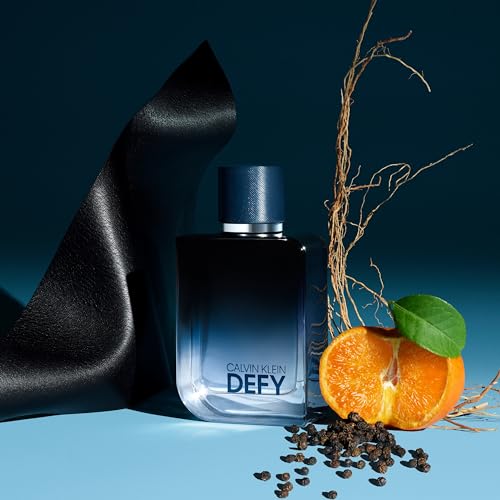 Calvin Klein Defy Men's Deodorant Natural Spray – With Notes of Bergamot Oil, Lavender Absolute, & Vetiver Oil– 5 fl oz.