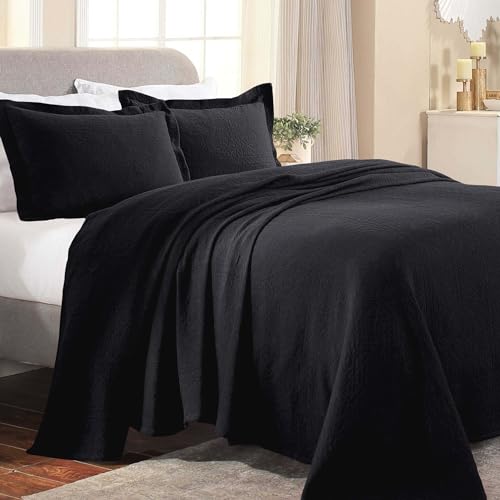 SUPERIOR Medallion Pillow Shams Bedspread, Twin, Black