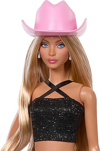 Barbie RBD Set of 5 Fashion Dolls with Roberta, Mia, Lupita, Diego & Giovanni in Removable Concert Looks, Band Collectible