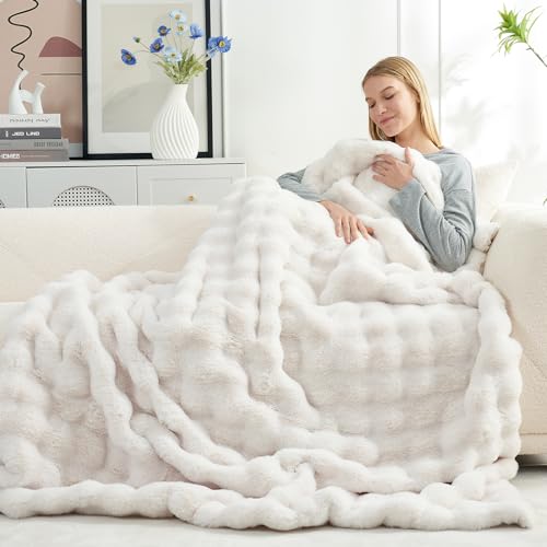 Cozy Bliss Faux Fur Throw Blanket for Couch, Fuzzy Soft Plush Thick Bubble Blanket for Sofa Bedroom Living Room, 50 * 60 Inches Cream White