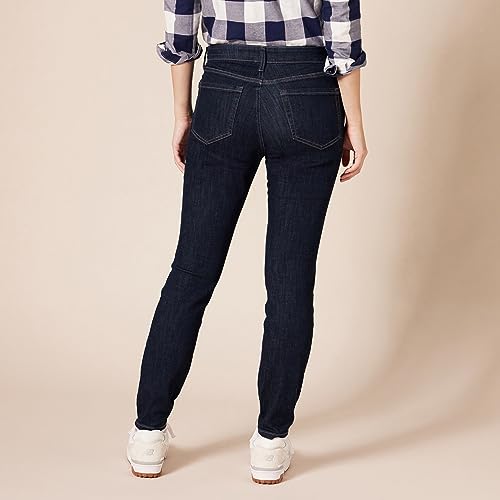 Amazon Essentials Women's Skinny Jean, Light Blue Bleach, 20 Short