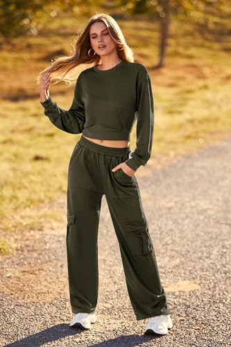 PRETTYGARDEN Womens Fall 2 Piece Outfits Sweatsuits Sets Long Sleeve Crop Tops Sweatshirt Wide Leg Cargo Pants with Pockets (Black,Medium)