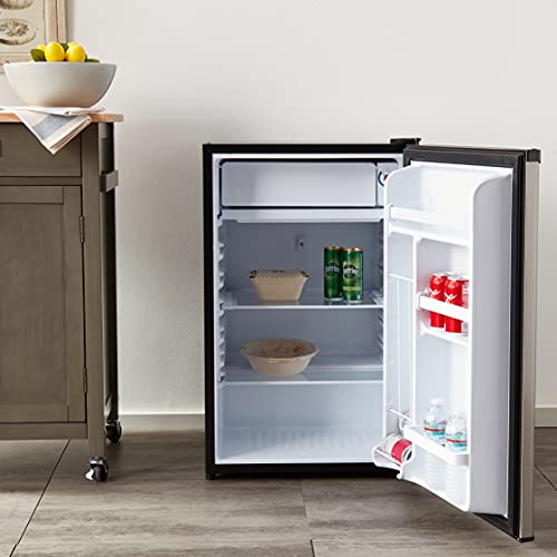 RCA 465 RFR441/RFR465 RFR441 Compact Fridge, 4.5 Cubic Feet, Stainless Steel