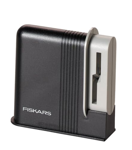 Fiskars Clip-Sharp Scissors Sharpener, Total Length: 4 cm, plastic, 1000812