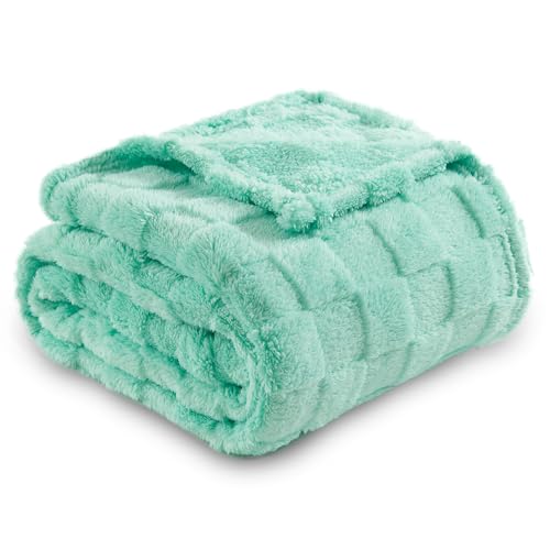 NEWCOSPLAY Super Soft Throw Blanket Dark Navy Premium Silky Flannel Fleece 3D Checkered Lightweight Bed Blanket All Season Use (Dark Navy Checkered, Throw(40"x50"))