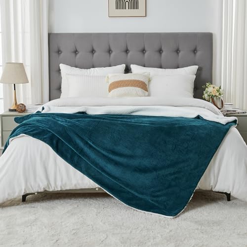SOCHOW Waffle Sherpa Fleece Throw Blanket, Super Soft Fuzzy Warm, Lightweight Fluffy Reversible Plush Blanket for Bed Sofa Couch, 50 x 60 Inches Blue Coral