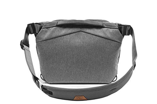 Peak Design Everyday Sling 6L, Ash, Padded Adjustable Shoulder Strap for Crossbody or Waist Carry, FlexFold Dividers, Ideal for Carrying Cameras or Everyday Essentials, Sling Bag for Men and Women