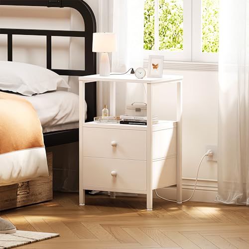 KAI-ROAD Black Night Stand with Charging Station and USB Ports, Small Nightstand with Drawers and Shelf Storage End Table for Bedroom, Dorm, Modern Bedside Table