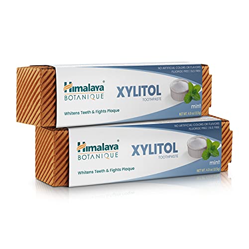 Himalaya Botanique Whitening Antiplaque Toothpaste with Xylitol, Fluoride Free, for Plaque Reduction & Gentle Whitening, 4 oz, 2 Pack