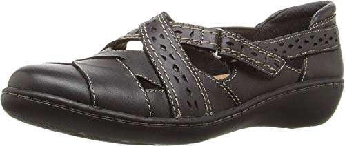 Clarks womens Ashland Spin Q Slip On Loafer, Black, 7.5 US