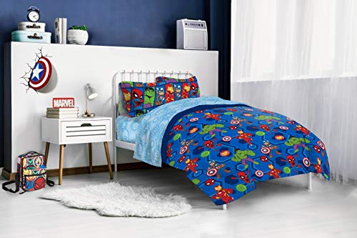 Jay Franco Disney Moana Full Comforter Set â€“ Tropical Patchwork 7 Piece Bedding Features Pua and HEI HEI -Includes Sheet Set & Pillow Covers - Super Soft Kids Microfiber Bed Set
