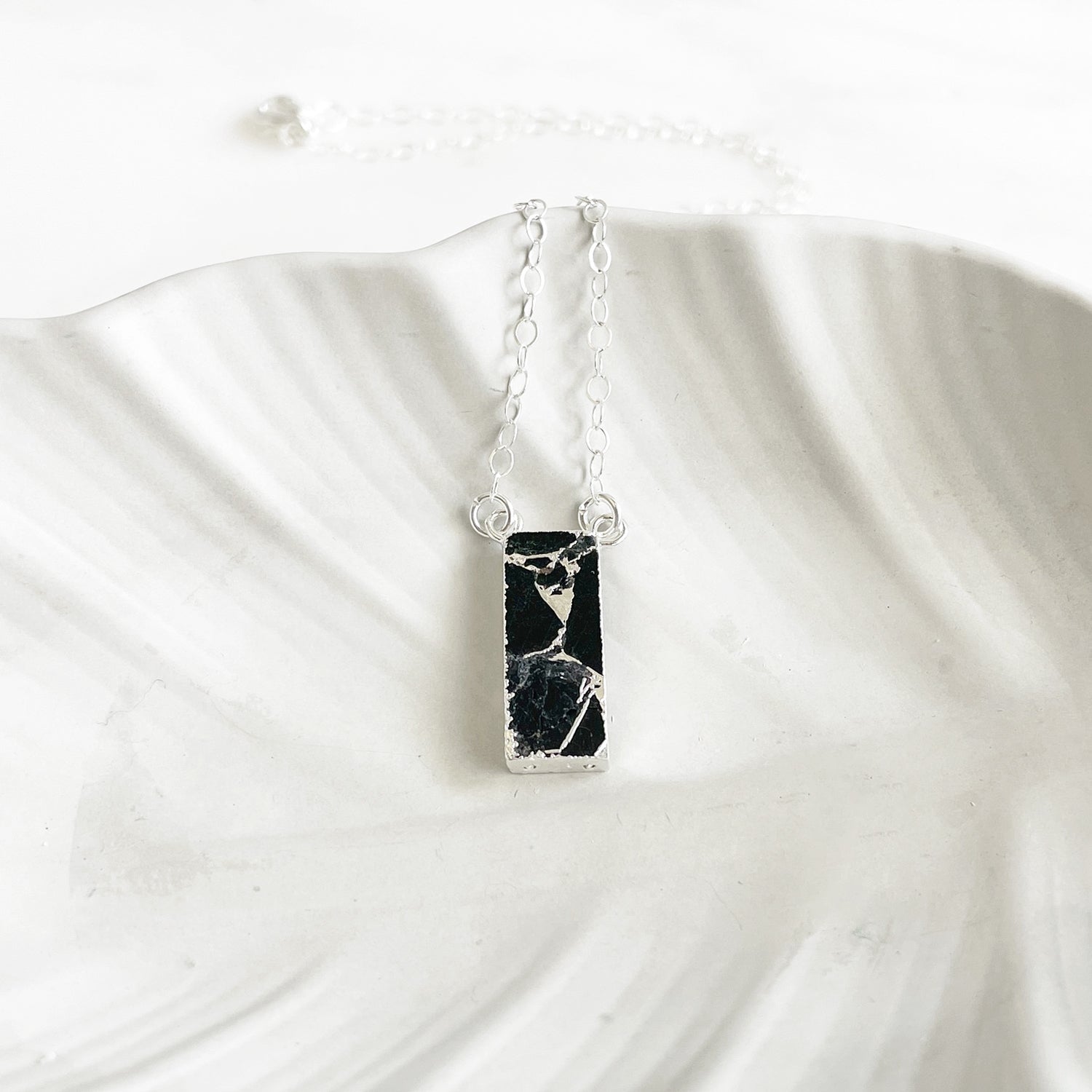 Black Mojave Bar Necklace in Sterling Silver