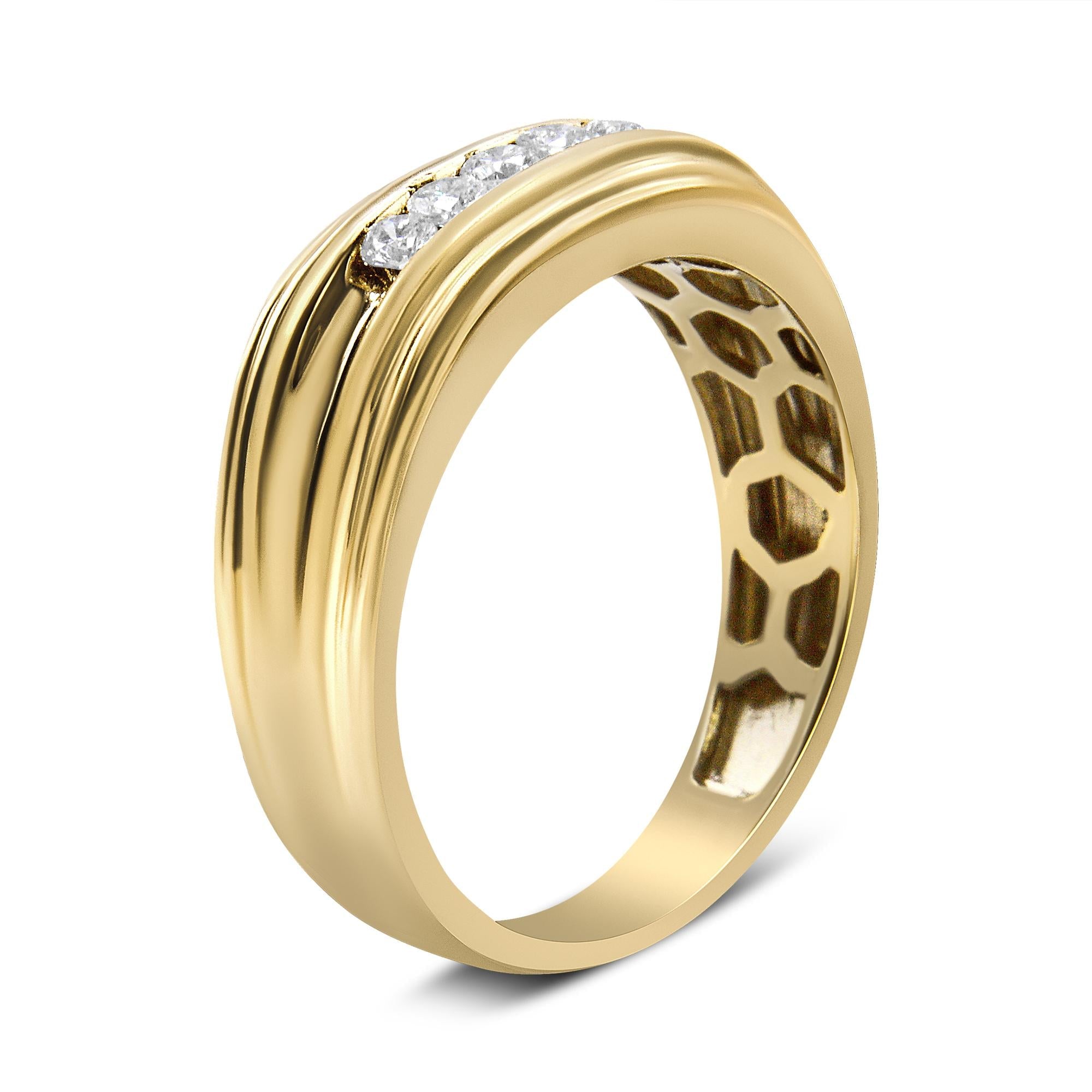 10K Yellow Gold 1/4 Cttw Round-Cut Diamond 5-Stone Men's Band Ring