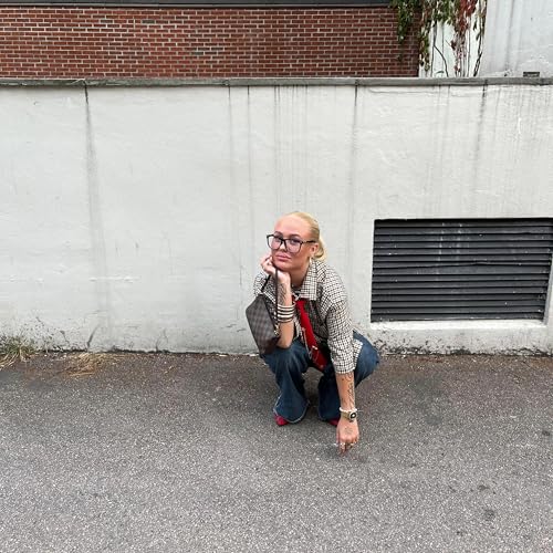 Hvem Faen Er Lisen? [Explicit]