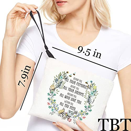 Cow Gifts Funny Western Makeup Bag Cow Print Stuff Cowgirl Cosmetic Bag for Women Cow Lovers Girl Friend Sister Country Stuff Cow Western Gifts Travel Organizer Mothers Day Graduation Birthday Gifts