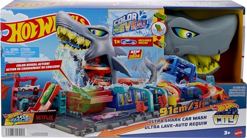 Hot Wheels City Toy Car Track Set, Ultra Shark Car Wash with 1:64 Scale Color Reveal Toy Vehicle, Repeat Color-Change Feature, Storage