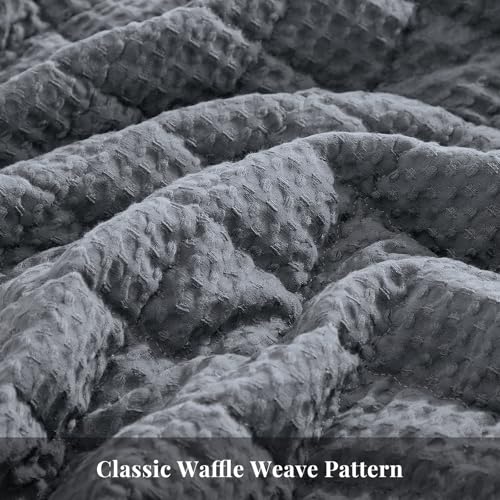WARMDERN Waffle Weave Quilt Set Queen Size, Soft Lightweight Summer Classic Checkered Quilt Grey Bedding Bedspread Coverlet for All Seasons, Includes 1 Quilt (90" x 96") + 2 Pillow Shams (20" x 26")