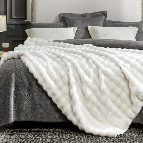 Cozy Bliss Faux Fur Throw Blanket for Couch, Fuzzy Soft Plush Thick Bubble Blanket for Sofa Bedroom Living Room, 50 * 60 Inches Cream White