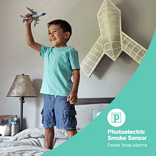 First Alert Powered Alarm SCO5CN Combination Smoke and Carbon Monoxide Detector, Battery Operated, 1 Pack, White