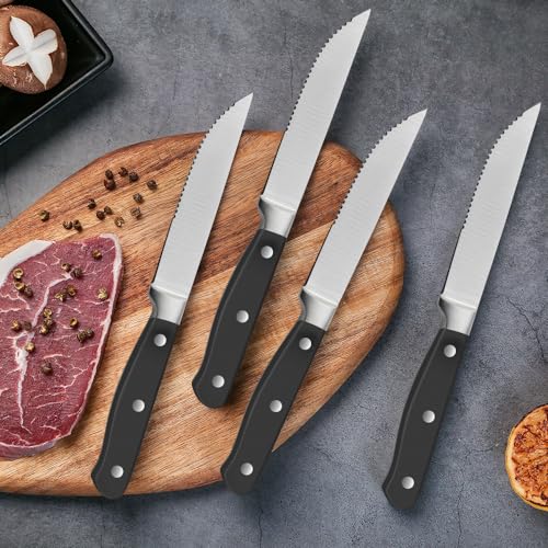 Amazon Basics 8-Piece Kitchen Steak Knife Set, Black