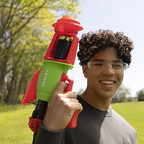 Nerf Roblox Build A Boat for Treasure: Spacelock Ray Blaster, Includes Code to Redeem Exclusive Virtual Item, 8 Elite Darts