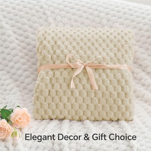 BEDELITE Fleece Blanket - 3D Jacquard Decorative Pink Throw Blankets for Couch & Bed, Soft and Cozy Warm Plush Fluffy Blanket All Seasons Suitable, 50x60Inches