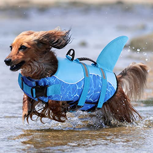 Queenmore Dog Life Jacket,Dog Life Vest for Swimming,Dog Shark Life Jacket with Rescue Handle,Adjustable Reflective Dog Life Preserver for Extra Large Dog,Green 2XL