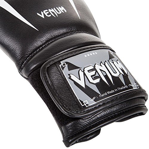 Venum Giant 3.0 Boxing Gloves - Nappa Leather - Black