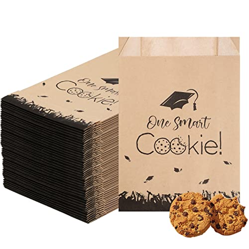 Fuutreo 200 Pcs Graduation Favor Bags Bulk Kraft Paper Treat Bags Congrats Grad Oilproof Brown Paper Bags One Smart Cookie Bags for 2024 Graduation Party Bakery Cookies Snacks Sandwiches Supplies